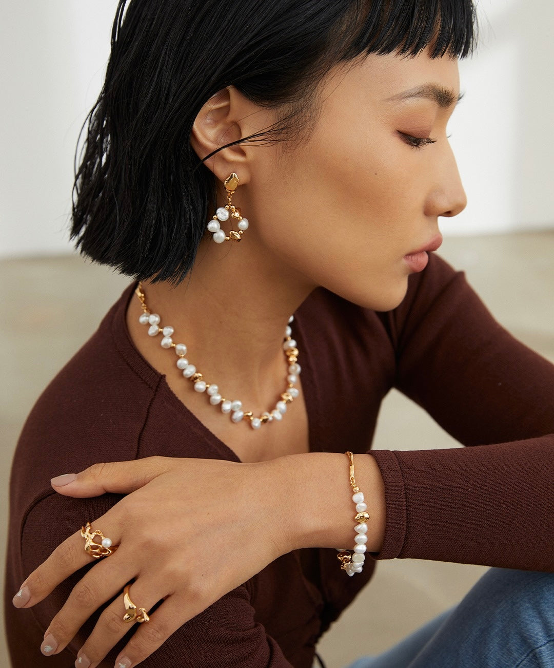 Two-tone Pearl and Gold Bead Necklace